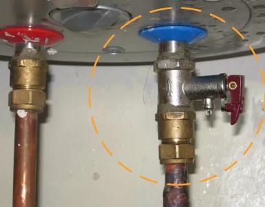How to install a safety valve for a boiler