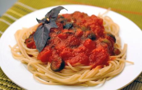 Як зварити спагетті в мультиварці і не нудьгувати